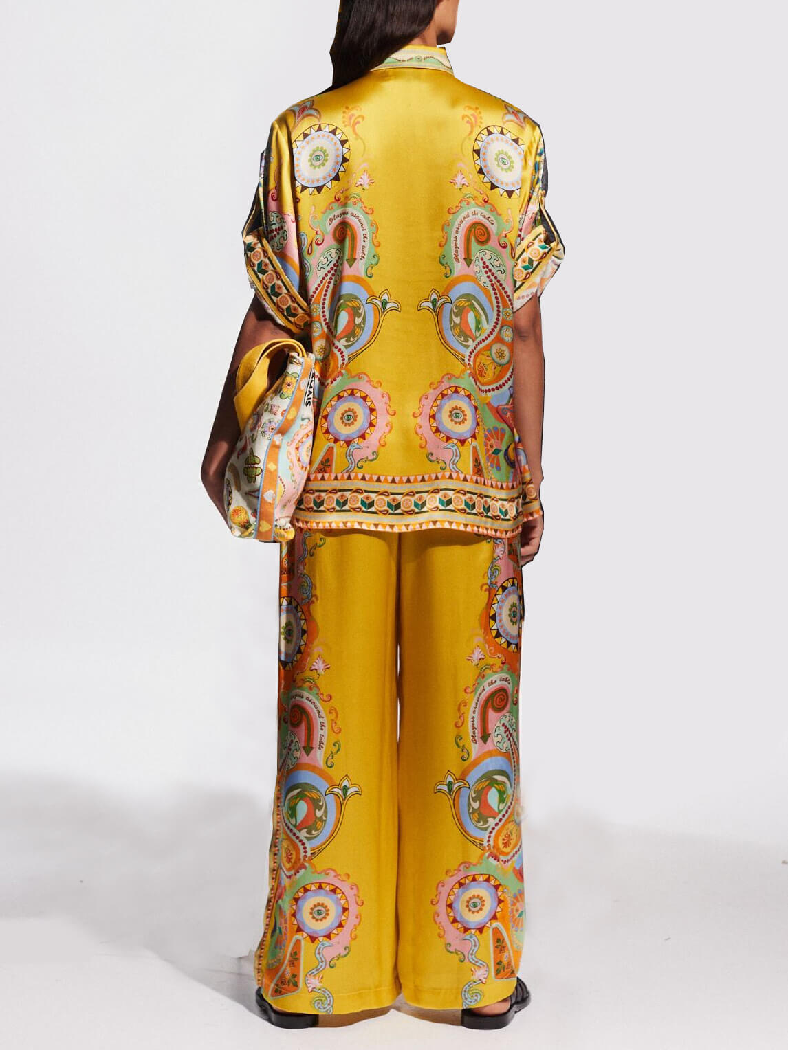 Oranji ® | Satijnen unieke oversized tweedelige set