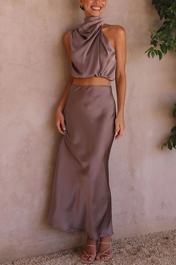 Zo'n Vibe Hoge Hals Satijnen Drapé Maxi Rok Set