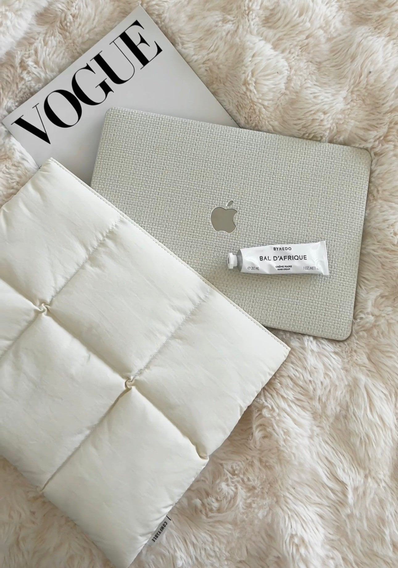 Oranji ® | Noor | Puffer Laptophoes