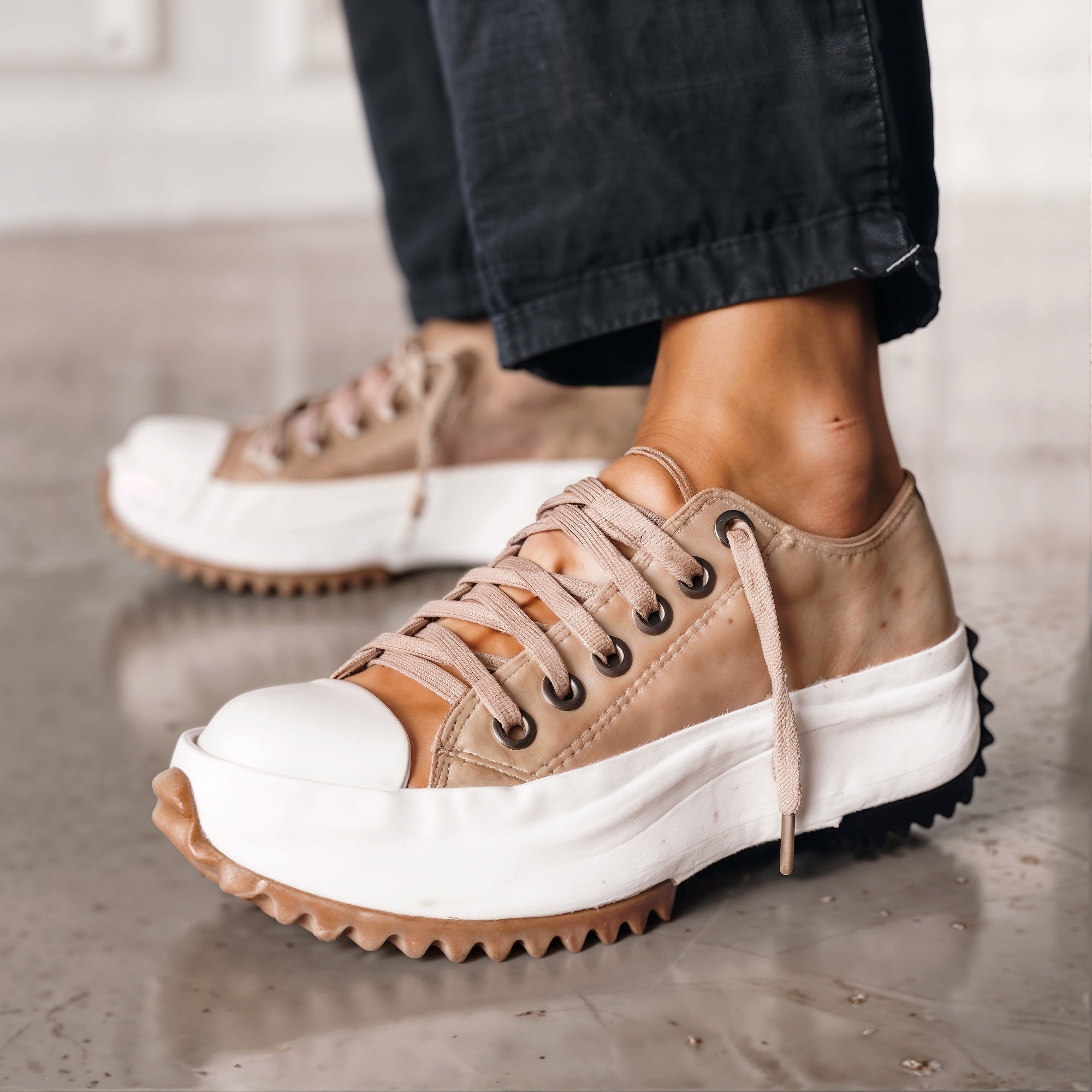 Gloria โ Ultracomfortabele Orthopedische Sneakers op Dikke Zool