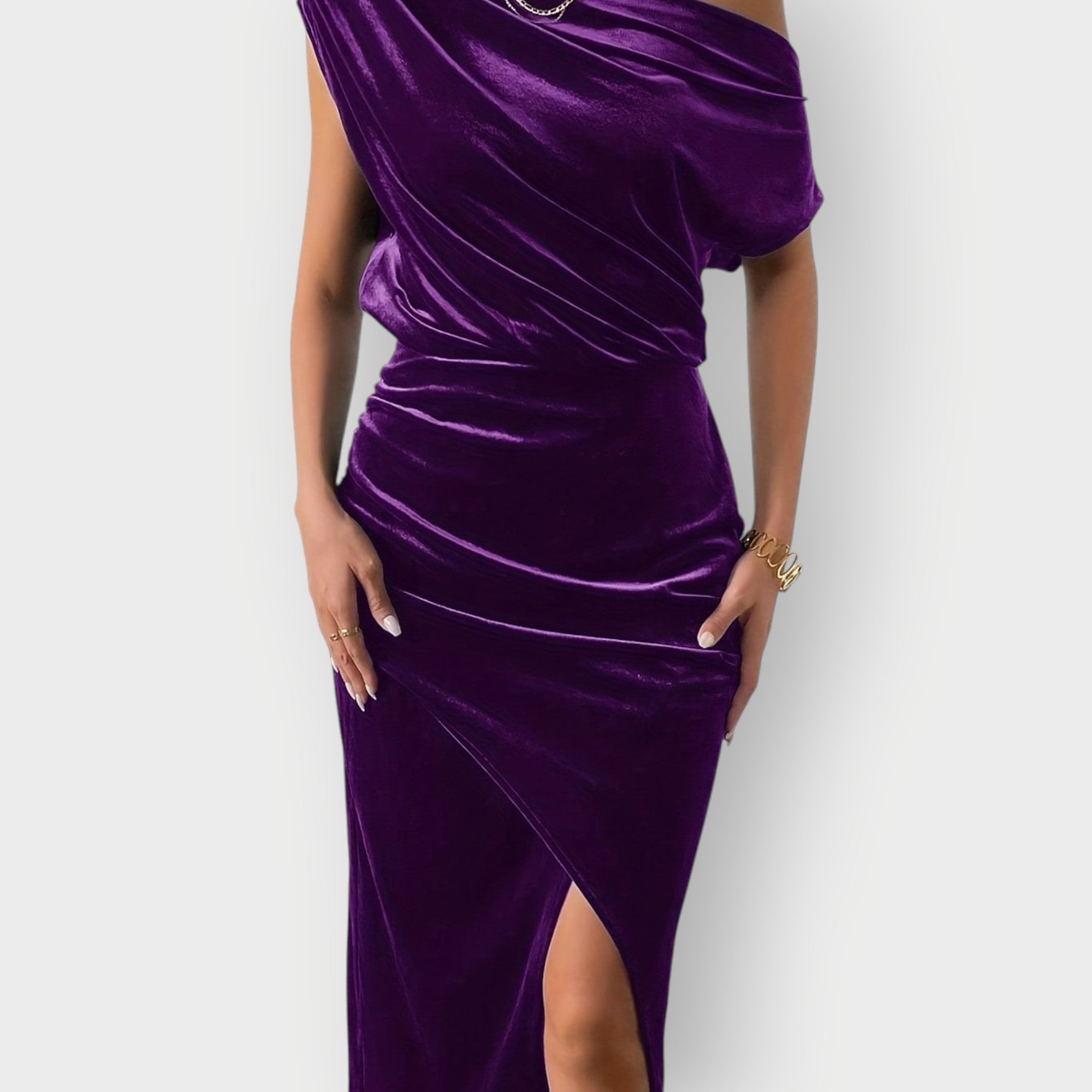 Grecia – Off-Shoulder Draped Velvet Midi Jurk