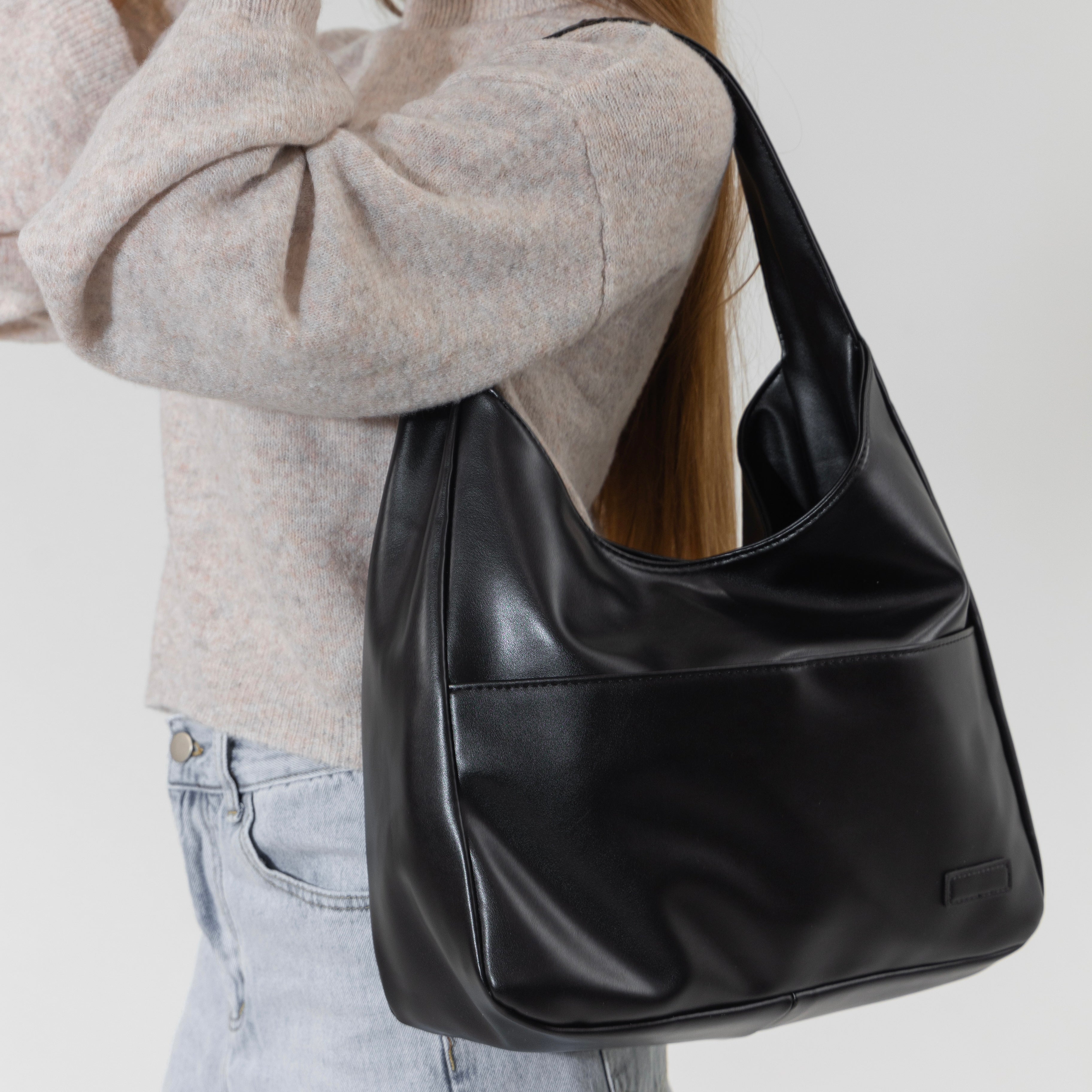 Oranji ® | Loua | Essential shoulder bag