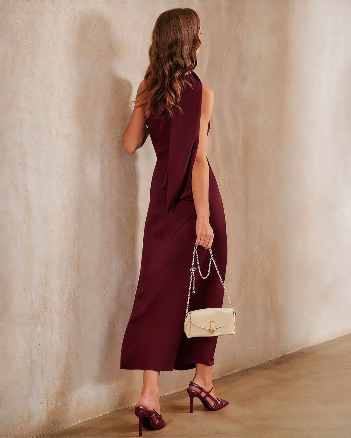Wijnrood Satijnen One Shoulder Maxi Jurk