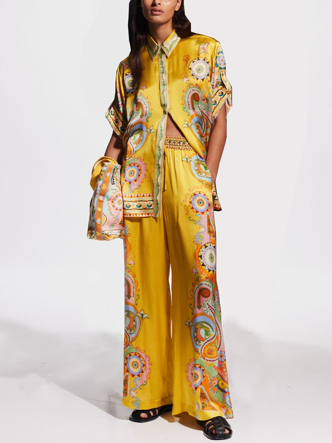 Oranji ® | Satijnen unieke oversized tweedelige set