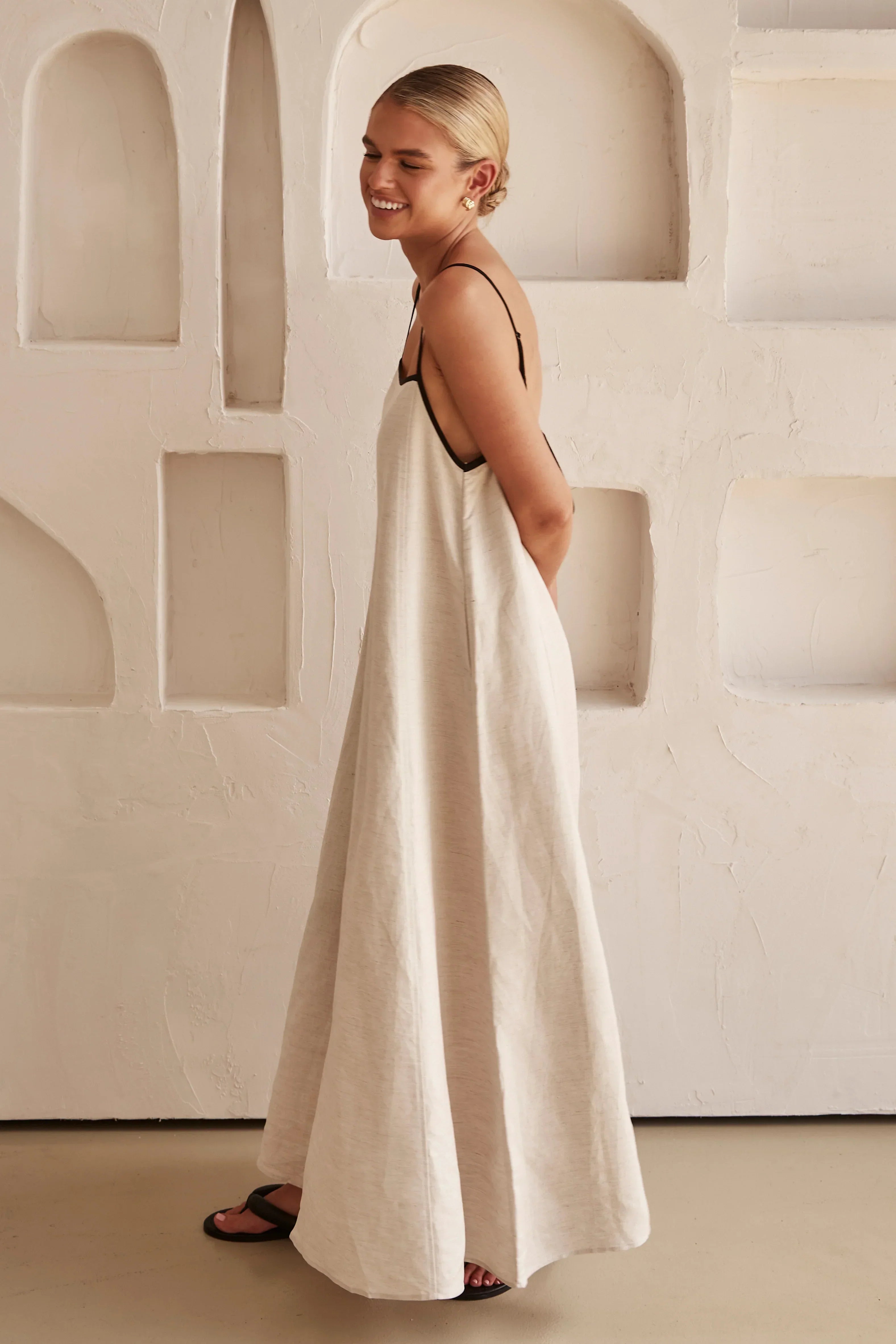 Oranji ® | Mycea - Linnen maxi jurk