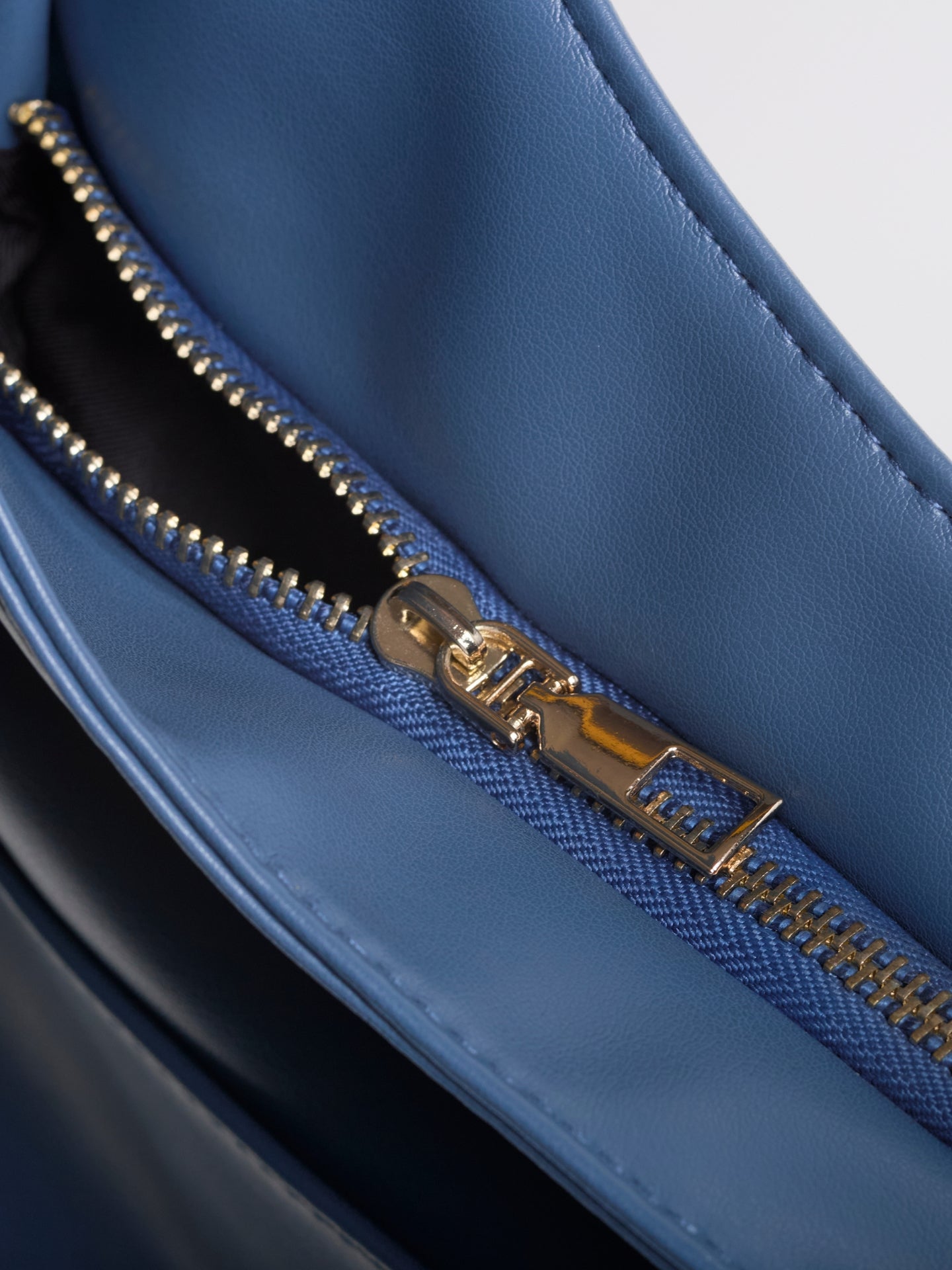 Oranji ® | Maya | Daily Shoulder Bag