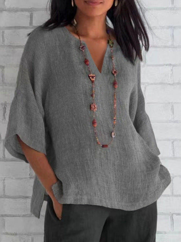 Oranji ® | Manias | Blauwe v-hals lichtgewicht linnen dames blouse