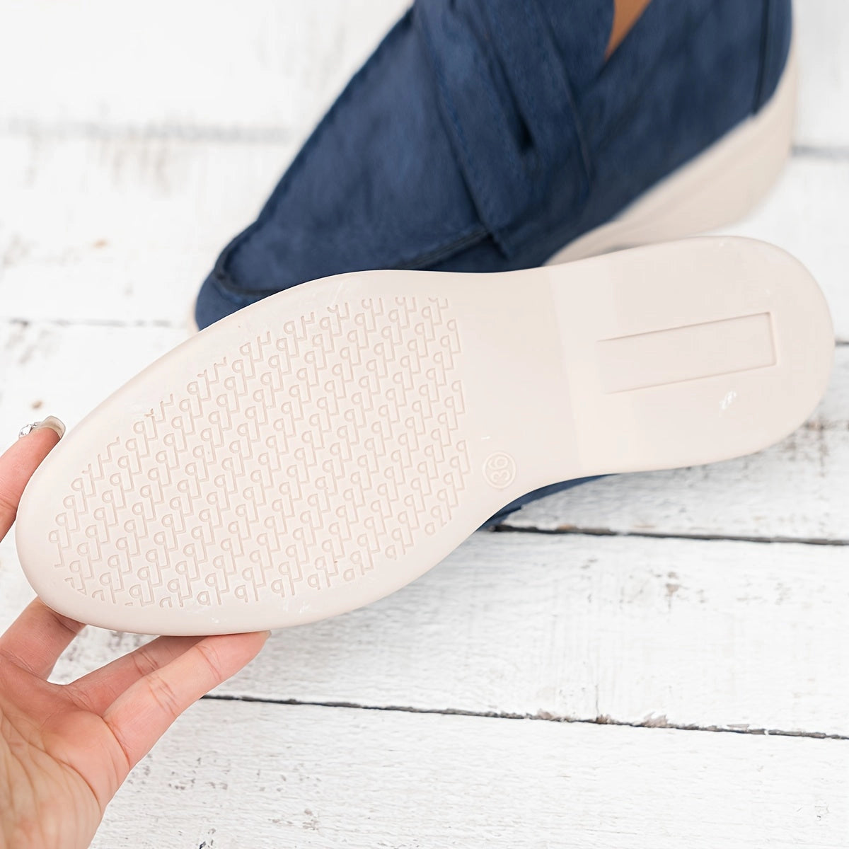 Donkerblauwe suède loafers - Elegante en comfortabele dames instappers