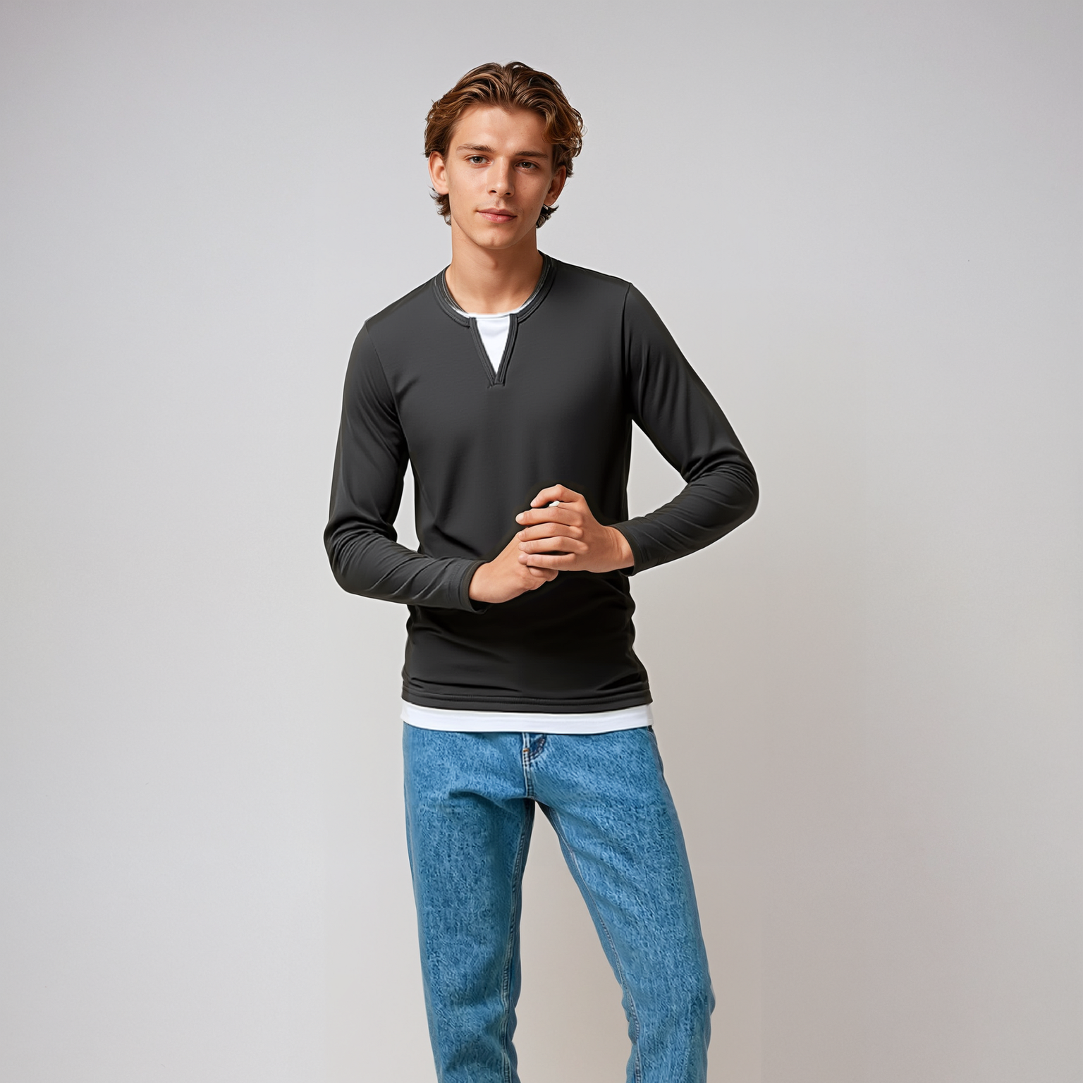 Oranji ® |   Casual Heren Longsleeve met V-Hals