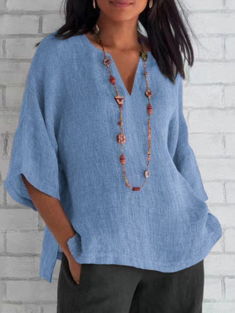 Oranji ® | Manias | Blauwe v-hals lichtgewicht linnen dames blouse