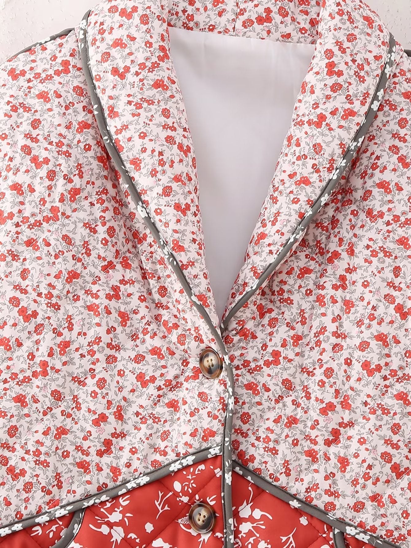 Oranji ® | vGewatteerd jack met bloemenprint, kleurcontrast in etnische stijl