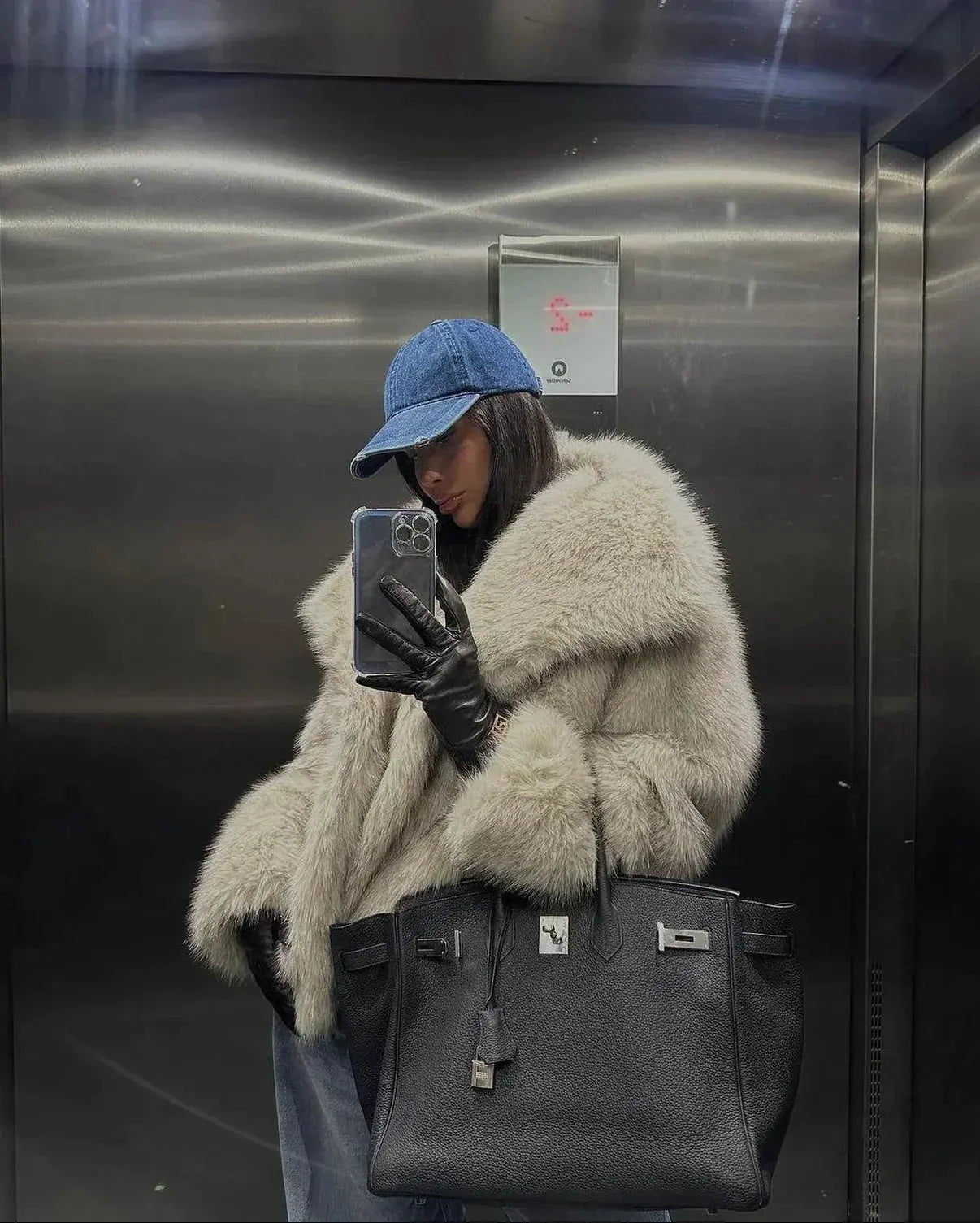 Oranji ® | Macy | Fur Coat